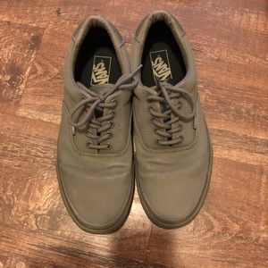 vans skateboard shoes